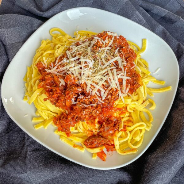 Pasta mit Hackfleisch-Soße Pasta mit Hackfleisch-Soße