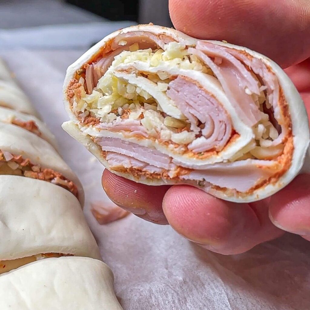 Blätterteig Pizzaschnecken Rezept